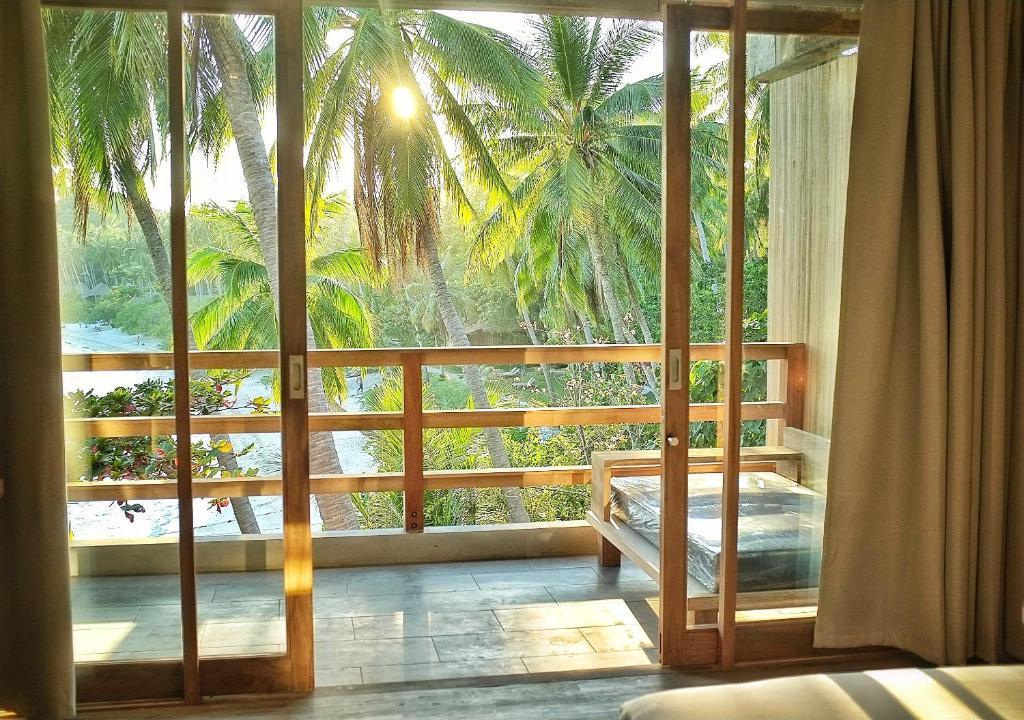 Beach Club By Haadtien Koh Tao Exterior photo